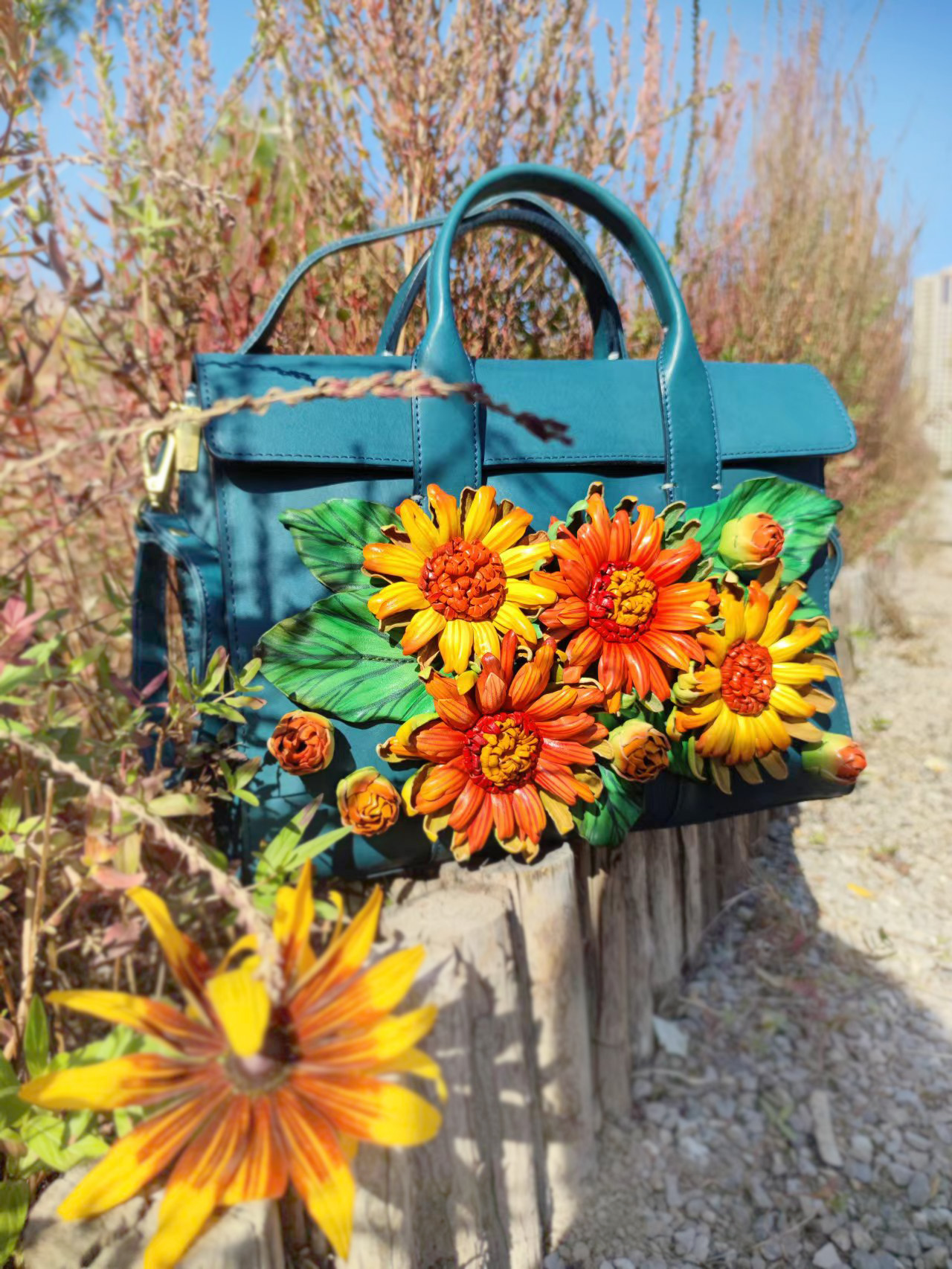 逐日。提着去开会有点炸芳圃原创手工牛皮花朵公文包手提斜跨女包