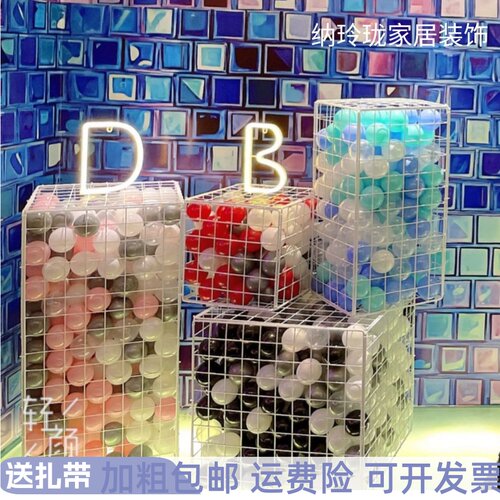 橱窗装饰网红店改造网格立方体