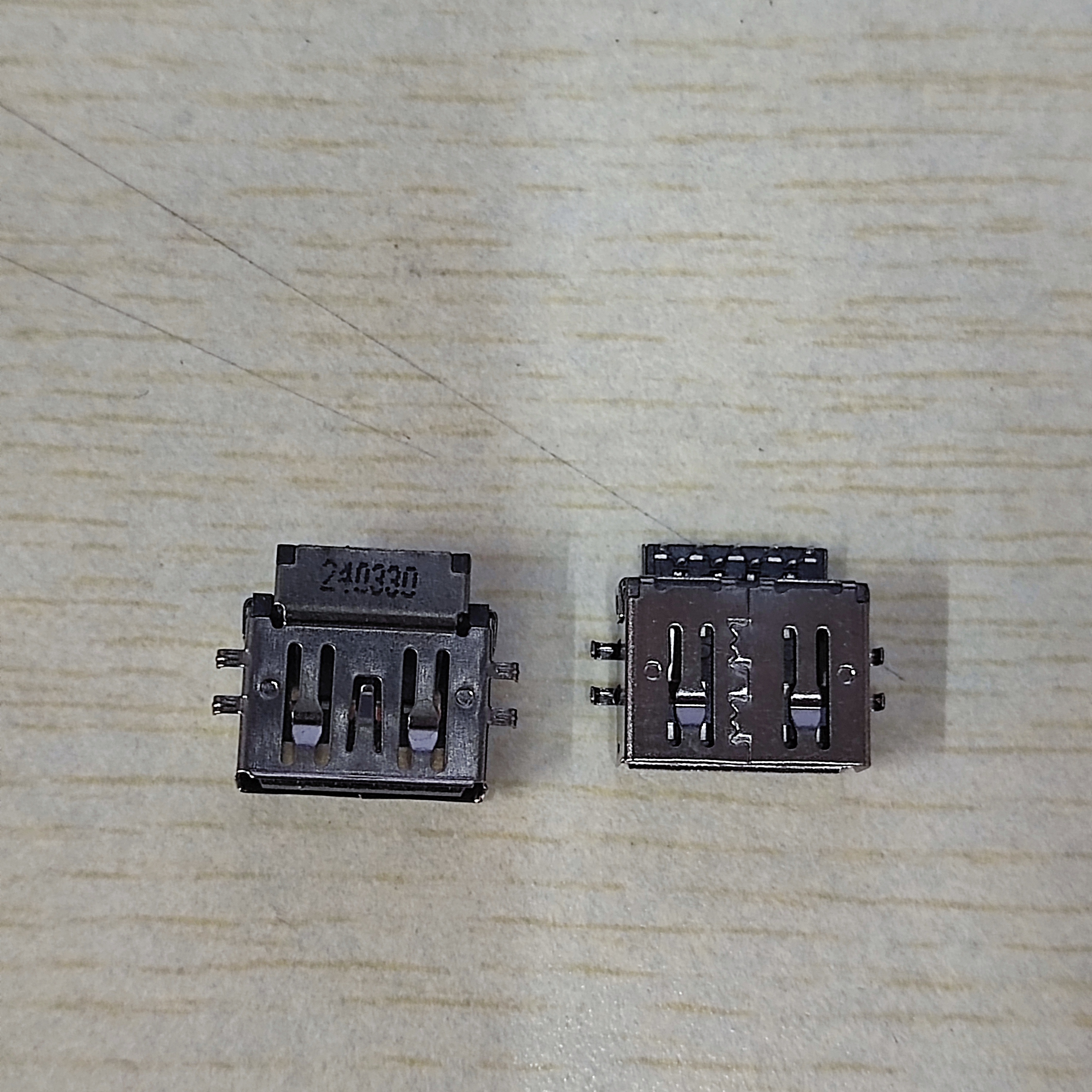 适用联想笔记本小新16 ARP8 IRH8 APH8 IAH8 2023款3.0 USB接口9P