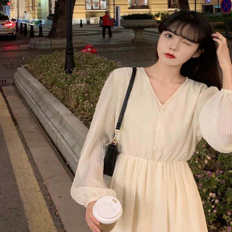 2021春季女装法式温柔风长裙脚踝仙气超仙森系v领雪纺长袖连衣裙在类目 女装/女士精品, 大码女装中 - 来自Buy2taobao.com提供专业的淘宝代购服务