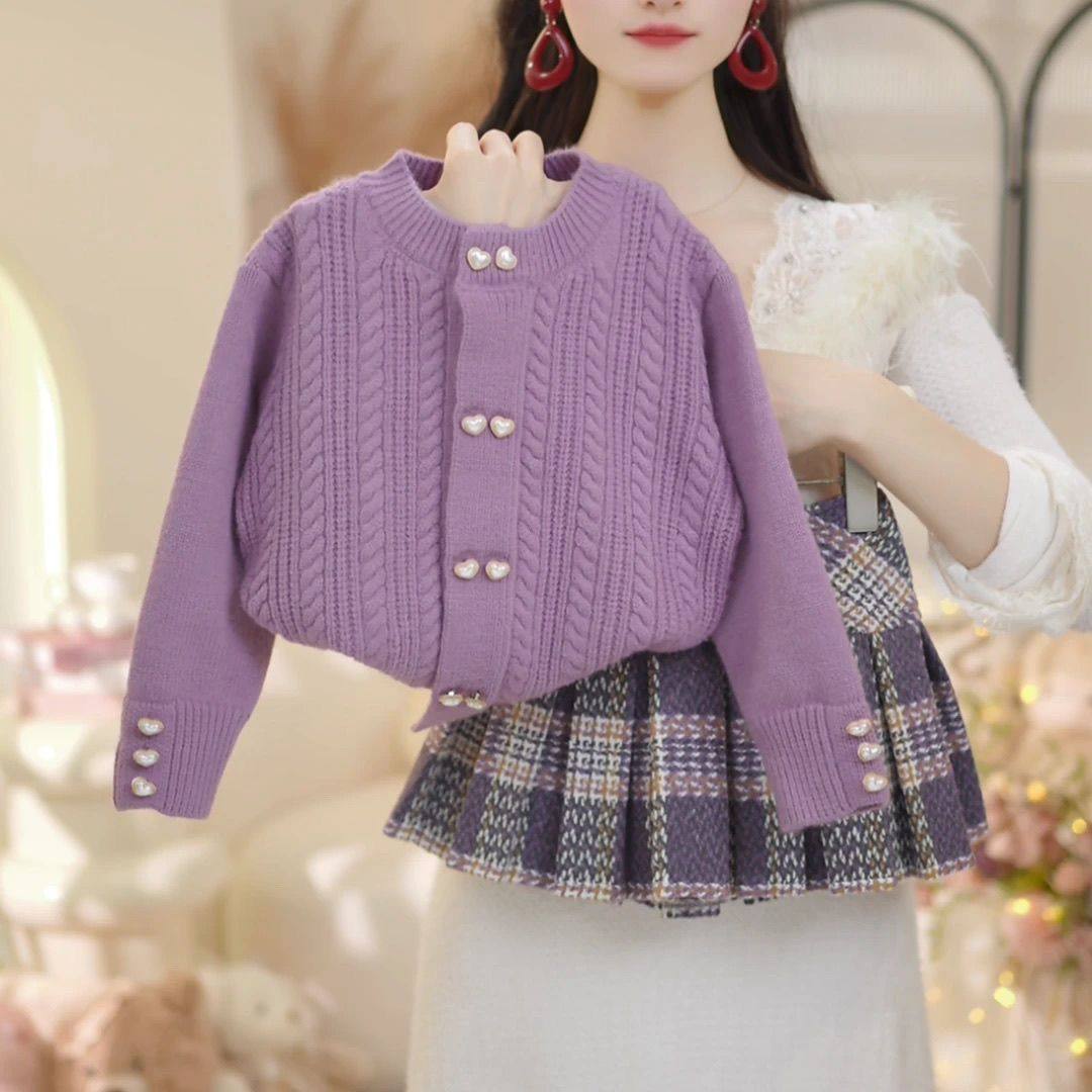 韩版女童冬季新款时髦洋气紫色爱心纽扣毛衣格子百褶半身裙两件套,童装/婴儿装/亲子装,儿童运动套装,淘宝优惠券,粉丝福利购,淘宝优惠卷