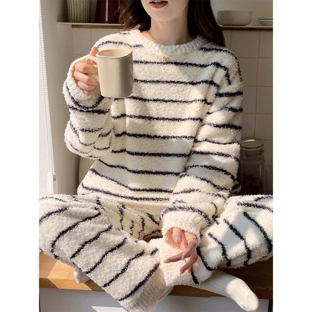 秋冬珊瑚绒睡衣女加厚圆领条纹休闲简约可外穿保暖家居服两1203e