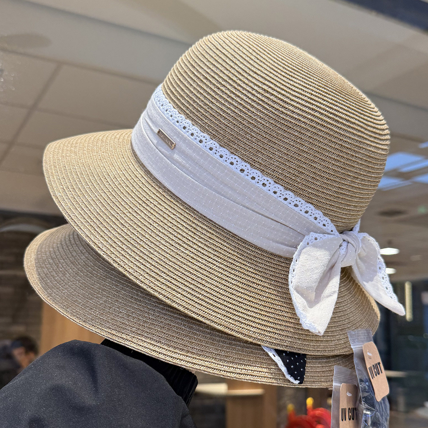 蝴蝶结草编帽子女款2026新款夏季海边度假防晒帽显脸小遮阳帽草帽