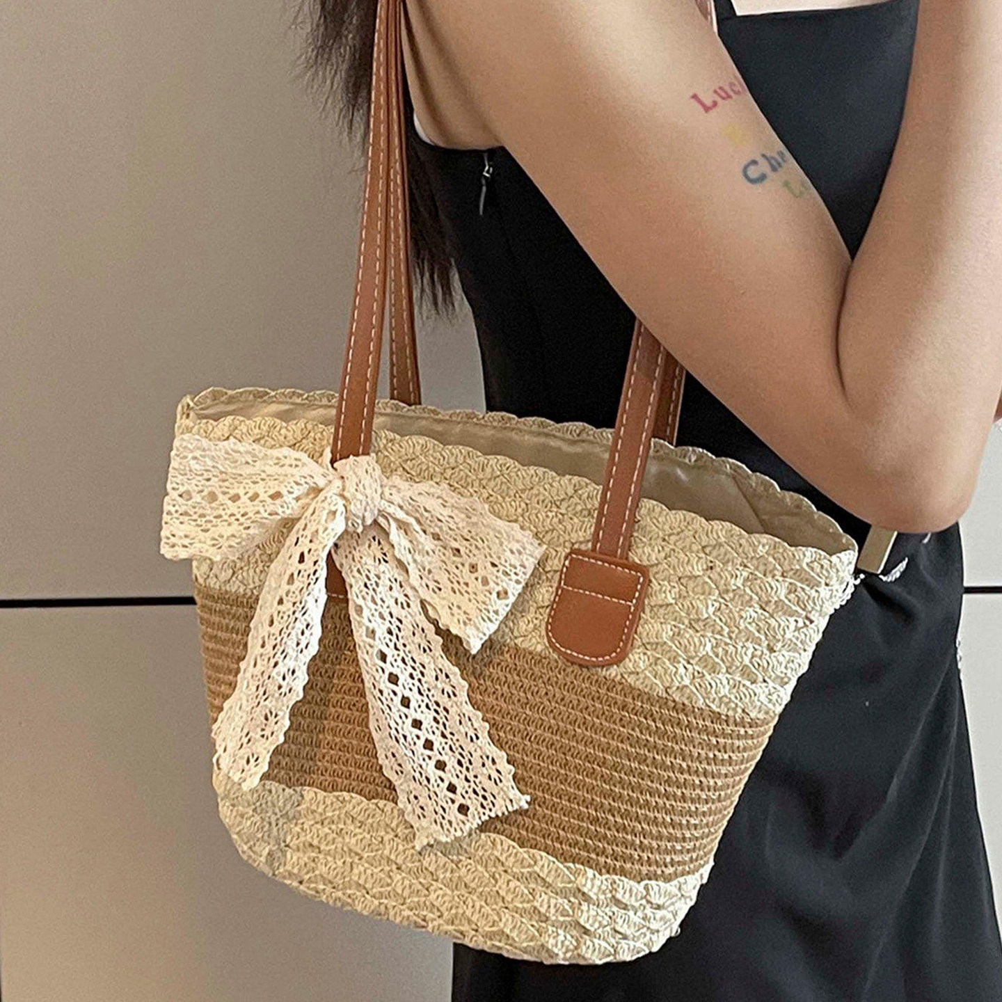 夏季海边度假草编百搭女款菜篮包