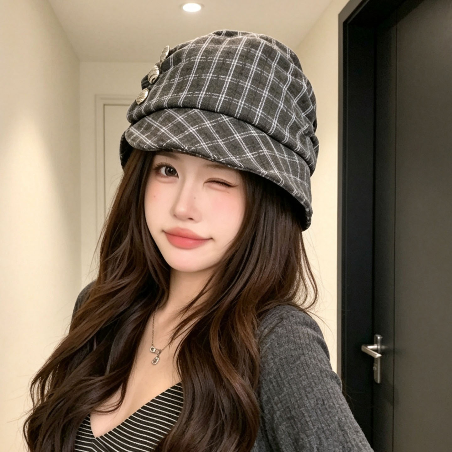 秋季复古格纹显脸小渔夫帽女款