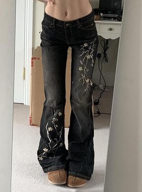 HEYOUNGIRL清冷梅花刺绣做旧黑色牛仔裤千禧风辣妹百搭显瘦微喇裤