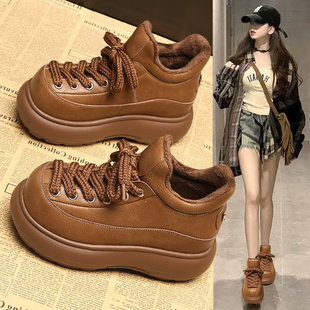 冬季复古加绒高帮棉鞋女鞋2025新款时尚厚底内增高8cm面包休闲鞋