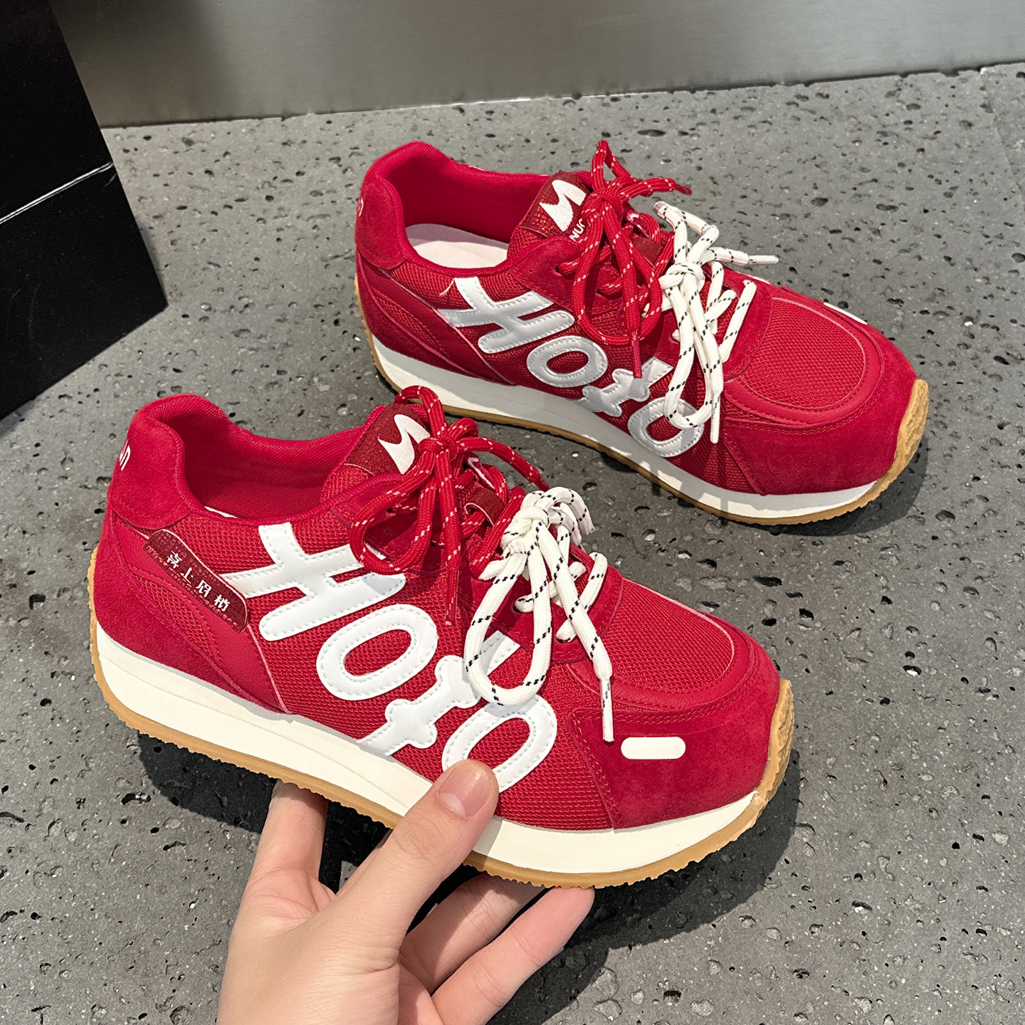 春季透气红色德训鞋女鞋2026新款洋气软底平底系带运动休闲阿甘鞋,女鞋,德训鞋,淘宝优惠券,粉丝福利购,淘宝优惠卷
