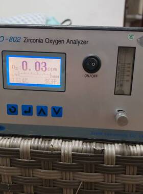上海英盛ZO-802氧化锆氧分析仪 件 成色如图 ，通电议价