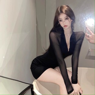 御姐性感甜辣内搭包臀裙女初秋新款 收腰U领网纱拼接绝美连衣裙子