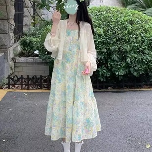 宽松遮肉显瘦绝美气质吊带连衣裙 度假旅游穿搭海边碎花裙女夏新款