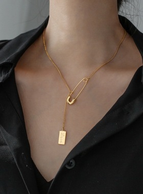 简约ins冷淡风回形针吊坠钛钢流苏项链女锁骨链小众感网红不掉色