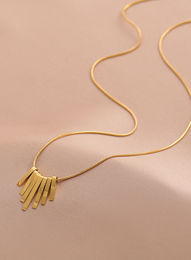 法式高级感简约复古新款K金色多坠流苏项链女ins潮冷淡风锁骨链