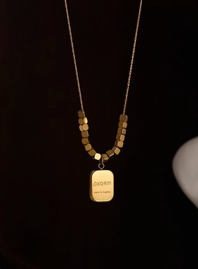 钛钢项链女2023年新款爆款轻奢小众设计高级感锁骨链颈链装饰吊坠