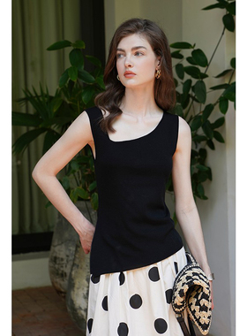 miorastudio法式复古小众设计感斜领黑色针织背心 高级感上衣