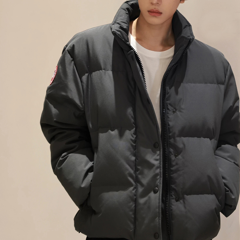 CANADAGOOSE加拿大鹅羽绒服