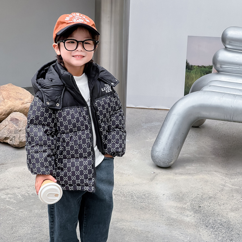 实体专柜商场品质男童羽绒服