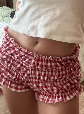 Leisure low waisted lace plaid shorts 休闲低腰花边格子短裤女