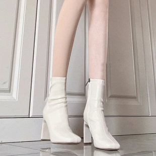 巨显瘦 皮面粗跟白色袜靴女短靴侧拉链方头高跟单靴弹力靴 瘦瘦靴