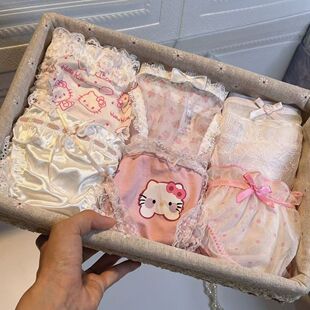 女定制日系甜美性感可爱低腰卡通少女三角 轻奢设计感纯欲蕾丝内裤