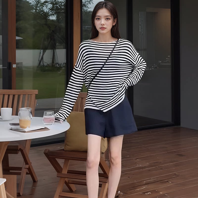 防晒罩衫女夏季新款慵懒风别致薄款长袖t恤宽松黑白条纹斜肩上衣