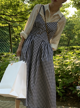 Dear wednesday. 颜色赞度假风裙子收腰打揽褶皱吊带无袖连衣裙