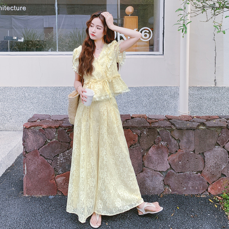 可爱奶黄色上衣半身裙套装女2025年夏季新款大方得体高级感一整套,女装套装/套裙,2C021