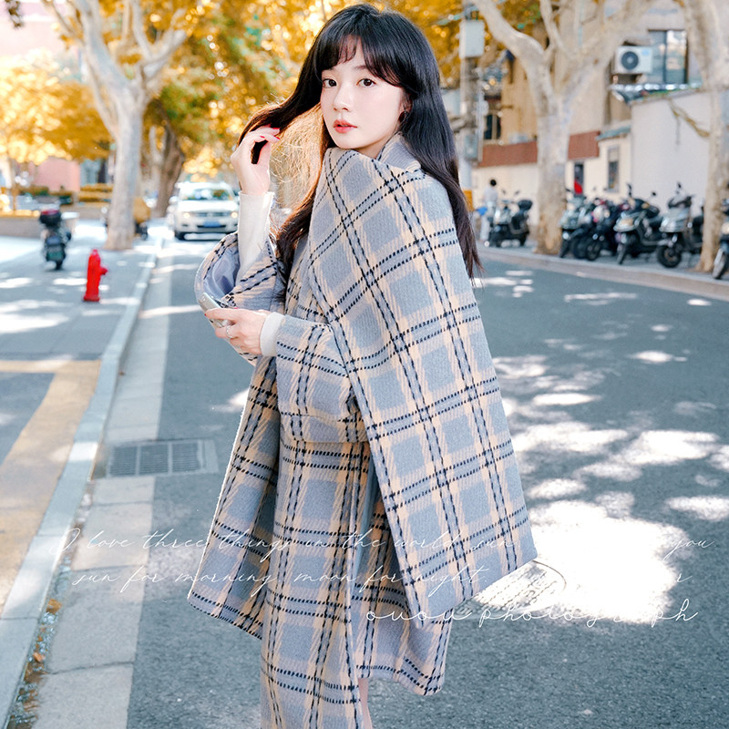 甜美气质灰蓝色格纹呢大衣外套女秋冬2025新款设计感小众流行爆款,女装毛呢外套,2C021