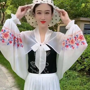 小披肩女士夏季感防晒衣洋气空调房坎肩百搭外搭薄款雪纺披风开衫