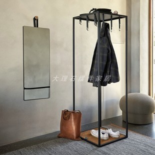 现代极简铁艺落地衣帽架设计师别墅样板房客厅衣帽间装饰挂衣架
