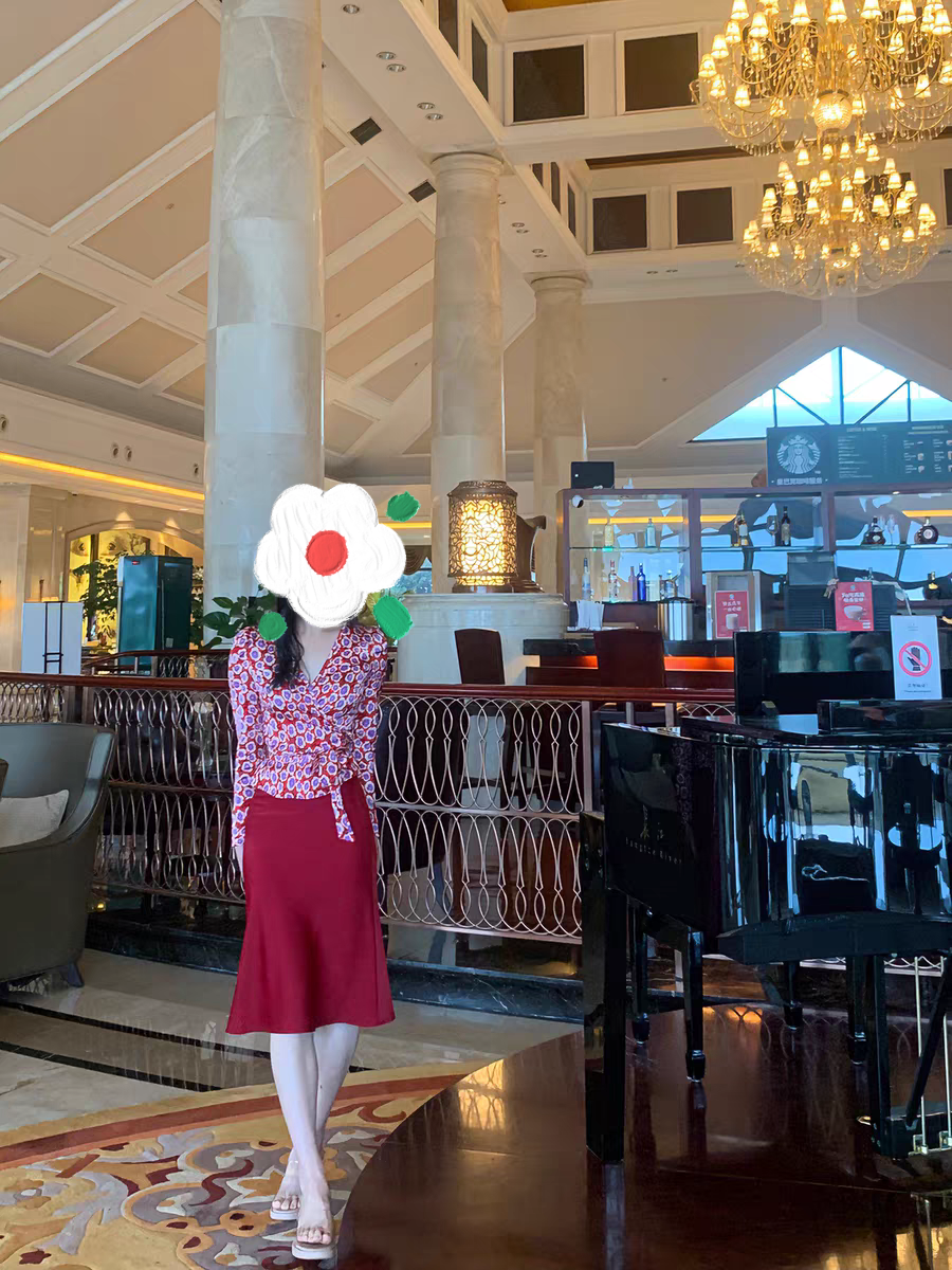 丝滑凉感醋酸缎面半身裙女2025夏季新款垂坠感包臀鱼尾裙A字中裙