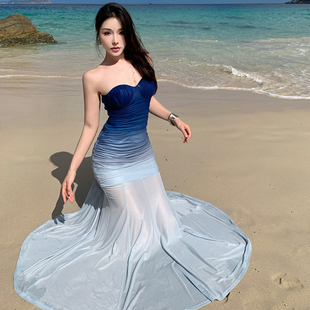官方海边度假性感辣妹蓝色渐变抹胸连衣裙气质超好看收腰包臀鱼尾