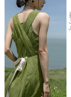 solighter 背心吊带连衣裙气质无袖绿色显瘦露锁骨美背长裙夏季