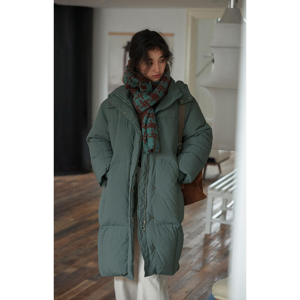 solighter加厚90白鸭连帽羽绒服