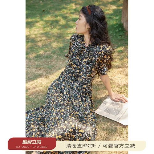 solighter复古风新款碎花连衣裙