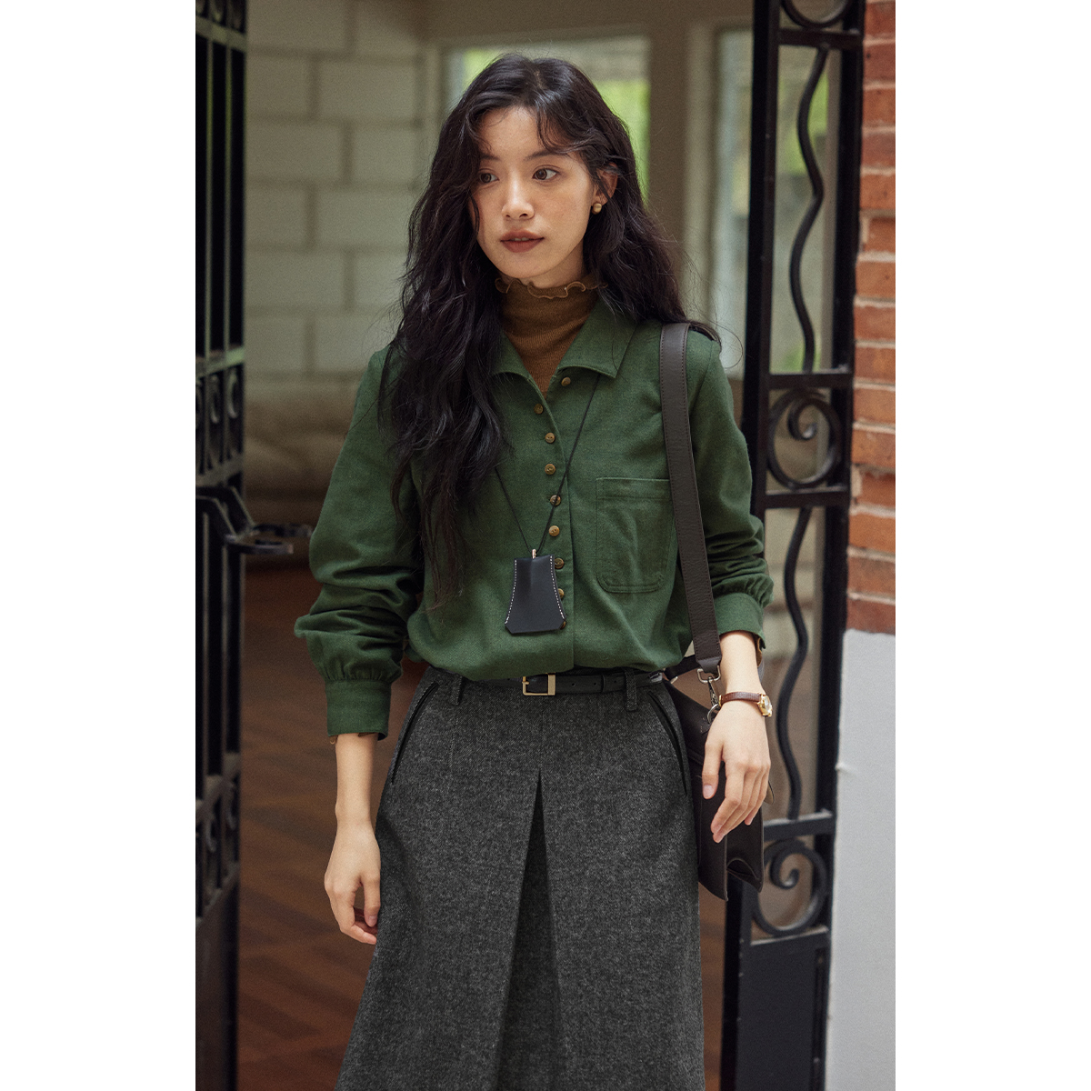 solighter 人字纹磨毛衬衫女秋冬法式复古长袖衬衣