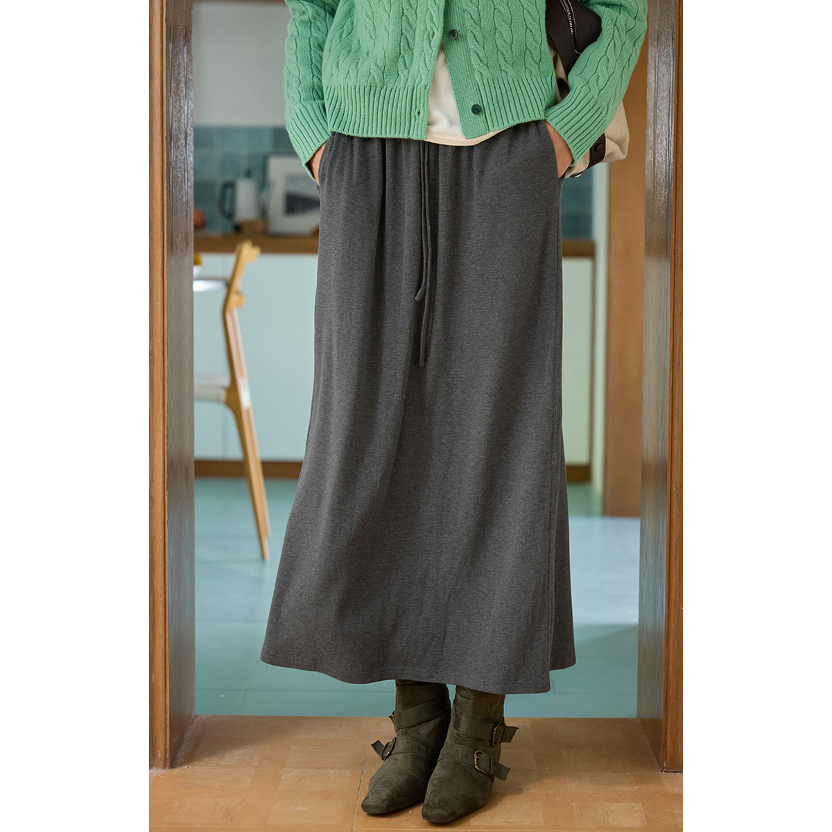solighter莱赛尔羊毛直筒半身裙