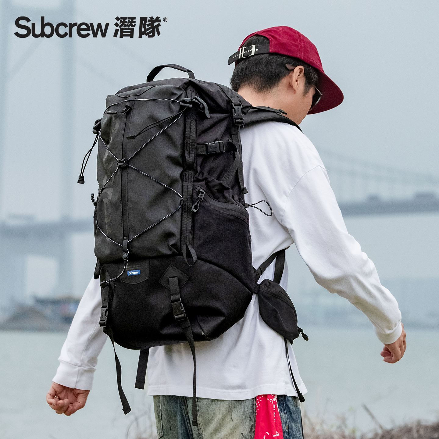 户外徒步登山包大容量双肩包