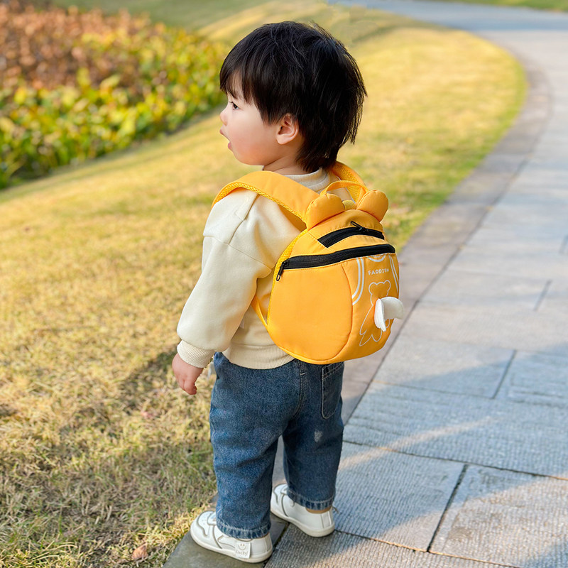 2024新款婴幼儿防走失小背包1岁2岁牵引可爱卡通天使小熊奶瓶包包