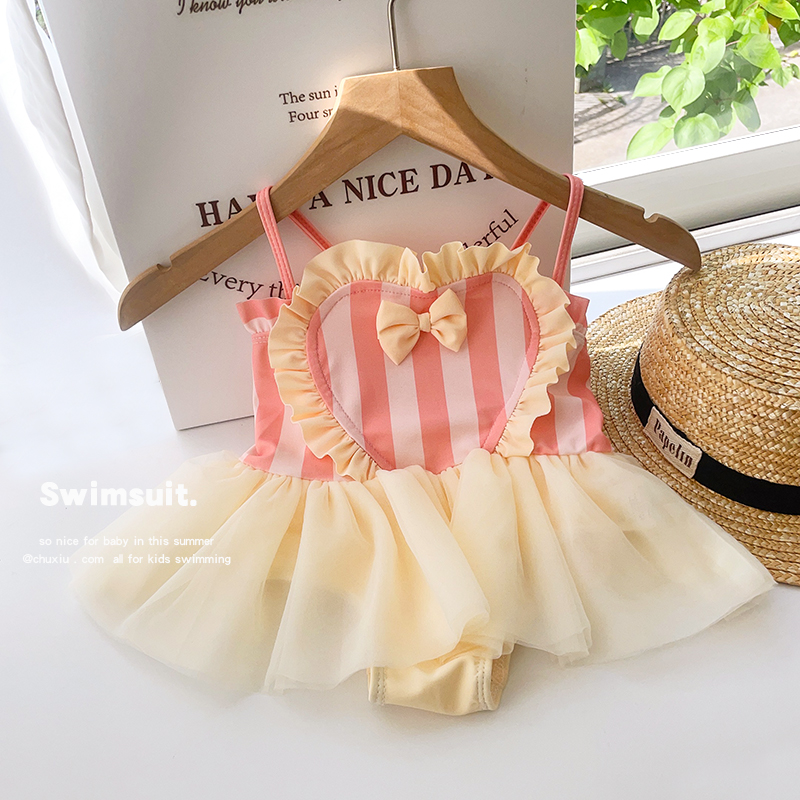 雏袖女童连体吊带裙式游泳衣