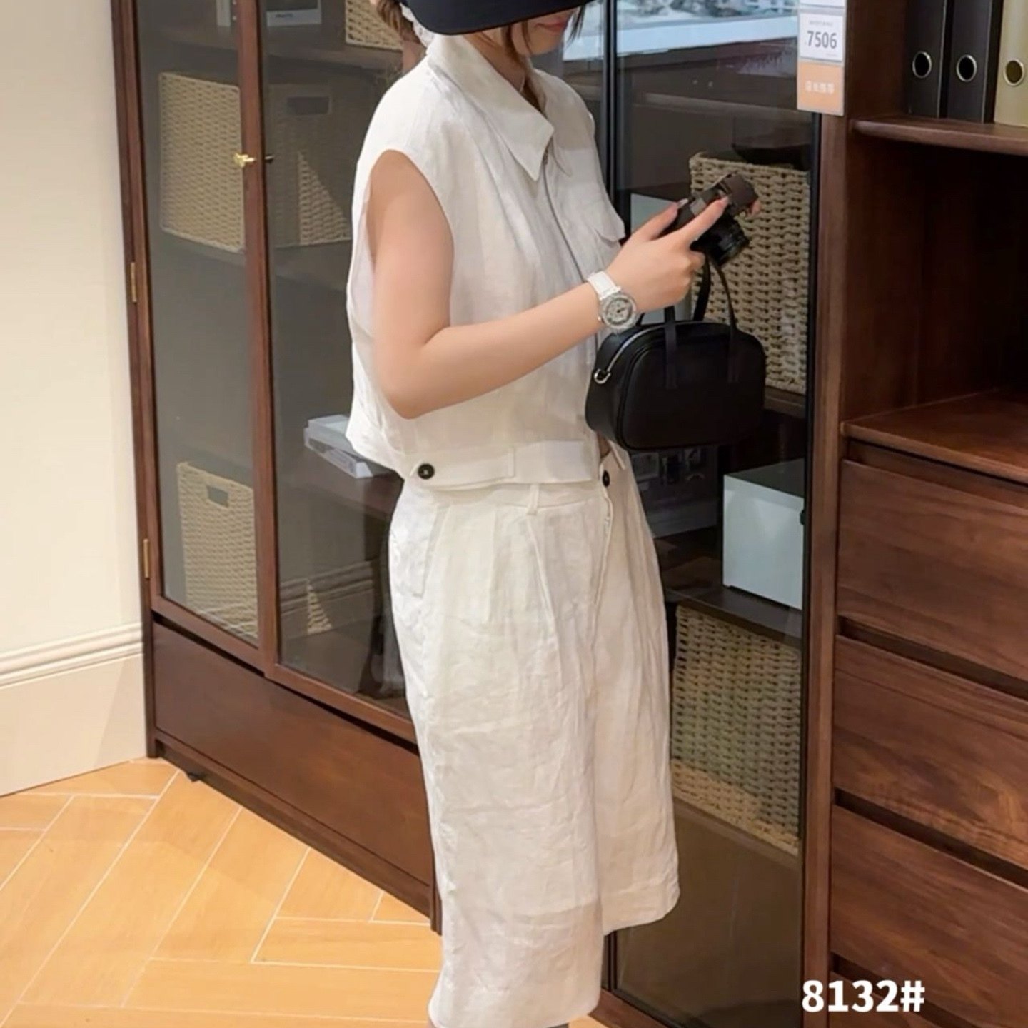2025夏季新款韩版时尚无袖马甲+高腰半身短裤两件套女套装纯麻