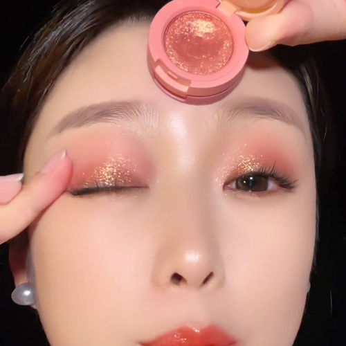 网红爆款三色眼影盘日常淡妆大地色粉色系亮晶晶细闪新手一抹成型