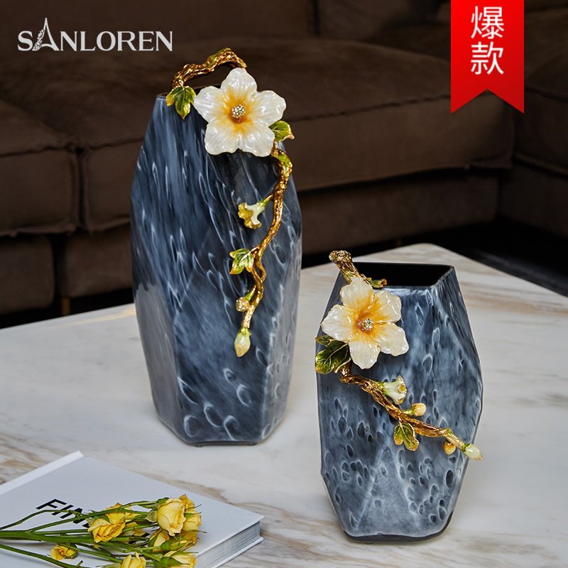 圣朗伦北欧轻奢干花玻璃花瓶餐桌