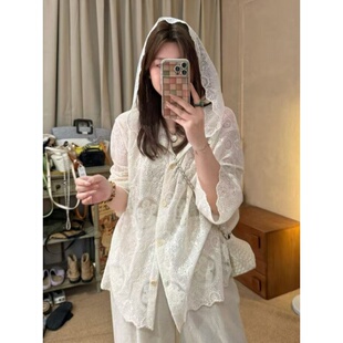 胖mm大码甜美风蕾丝镂空连帽上衣女春夏300斤宽松休闲防嗮外套ins