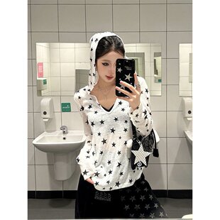 胖mm大码纯欲风星星连帽长袖T恤女春秋300斤宽松休闲百搭防嗮上衣