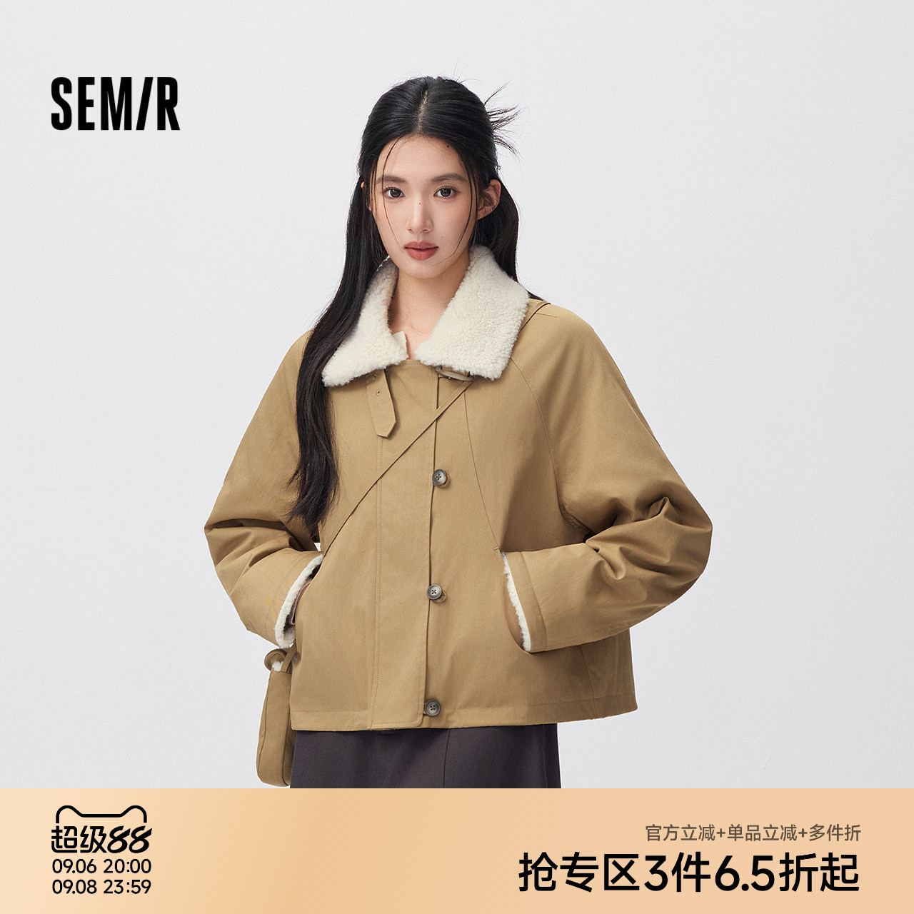 森马斜挎包毛领插肩袖夹棉外套女