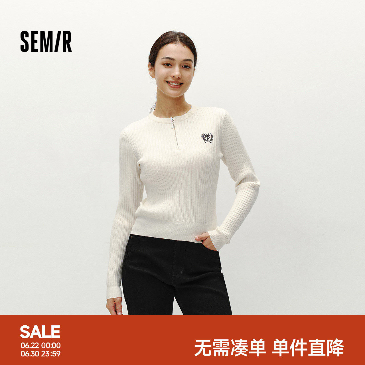 森马半开襟刺绣修身短款毛衣女