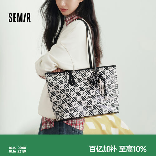 森马罗小黑满印趣味卡通单肩包女