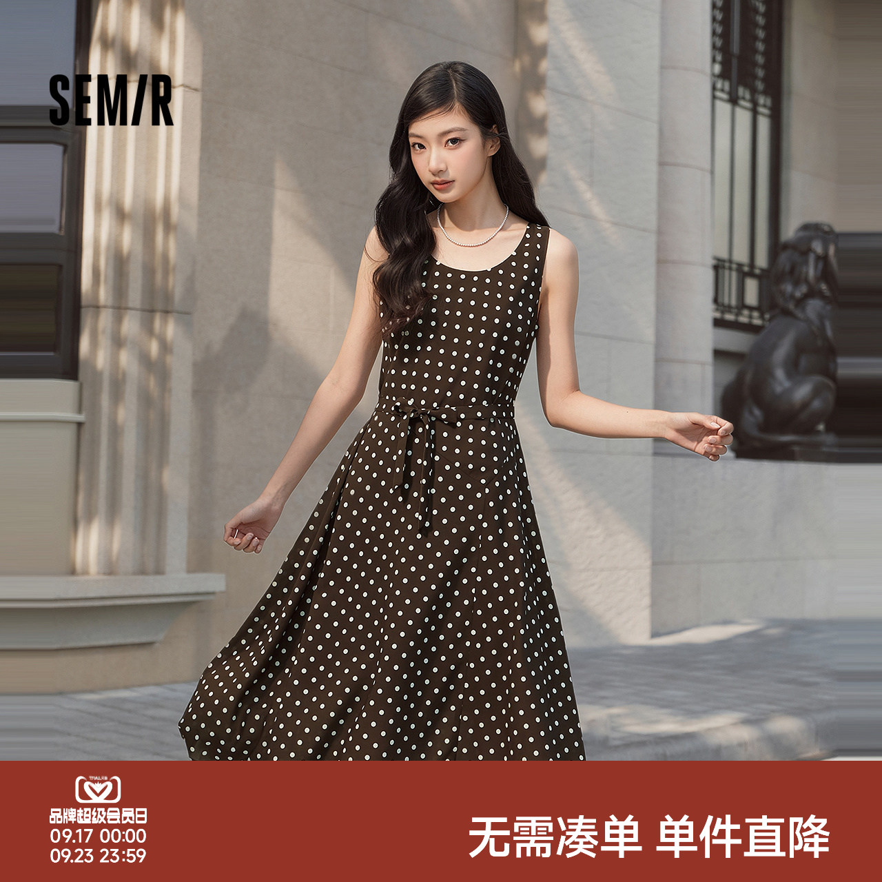 森马复古无袖雪纺波点连衣裙女