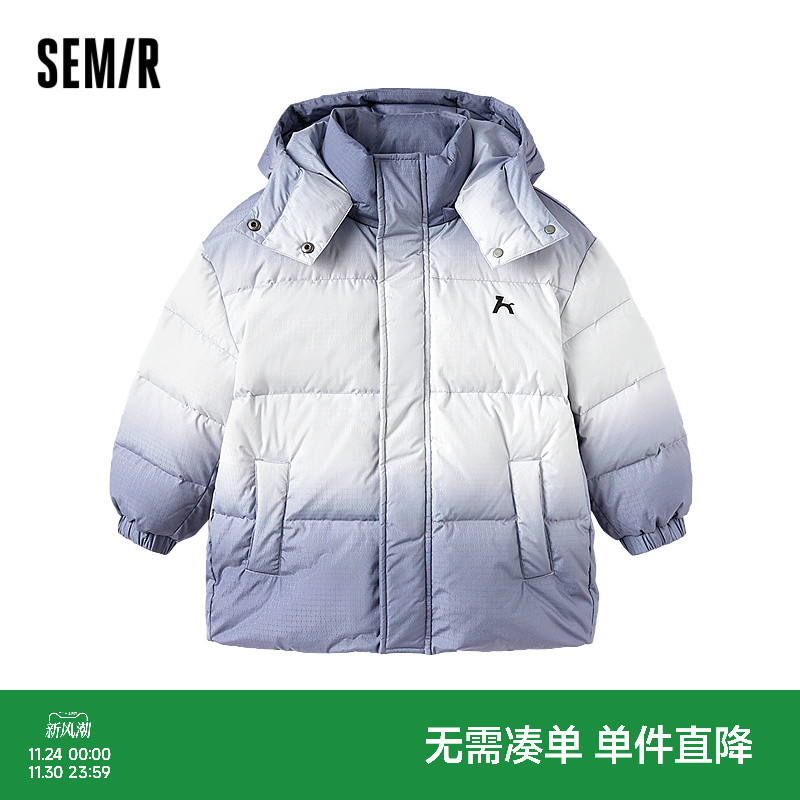 连帽羽绒服，温暖舒适